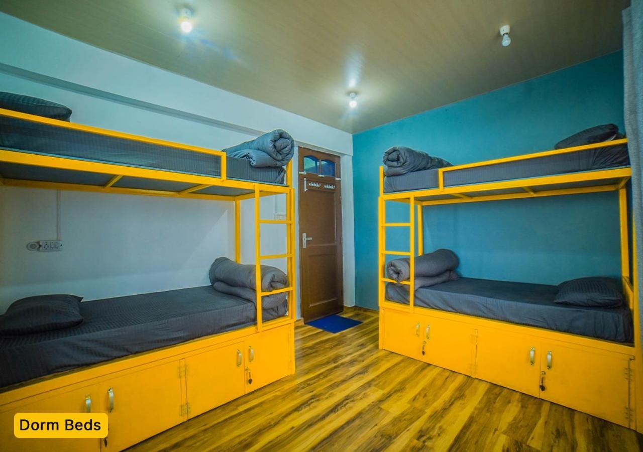 Young Monk Hostel & Cafe Dharamkot McLeod Ganj Zewnętrze zdjęcie